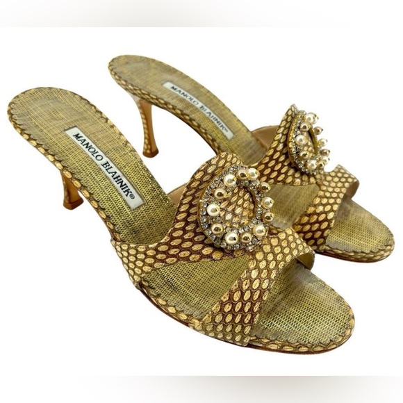 Manolo Blahnik Women’s Tan Textured Embellished Kitten Heel Slide Sandals 7.5 - Picture 1 of 13